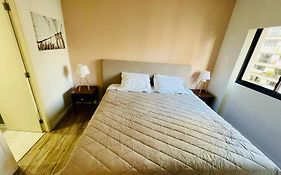 LUXUOSO HOTEL -ITAIM BIBI COM FARIA LIMA PISCINA AQUECIDA E SAUNA com MANOBRISTA